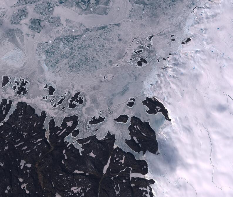 Aerial view of Humboldt Glacier - South