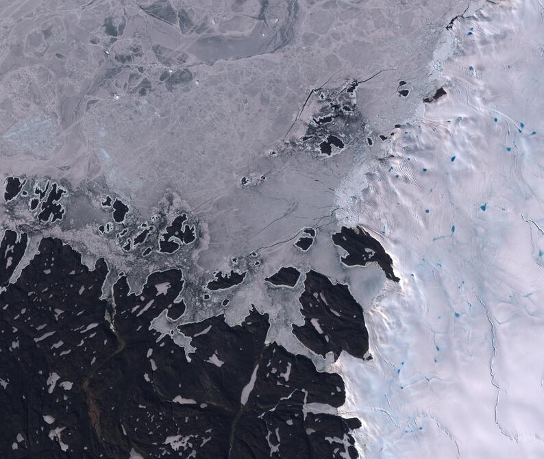 Aerial view of Humboldt Glacier - South