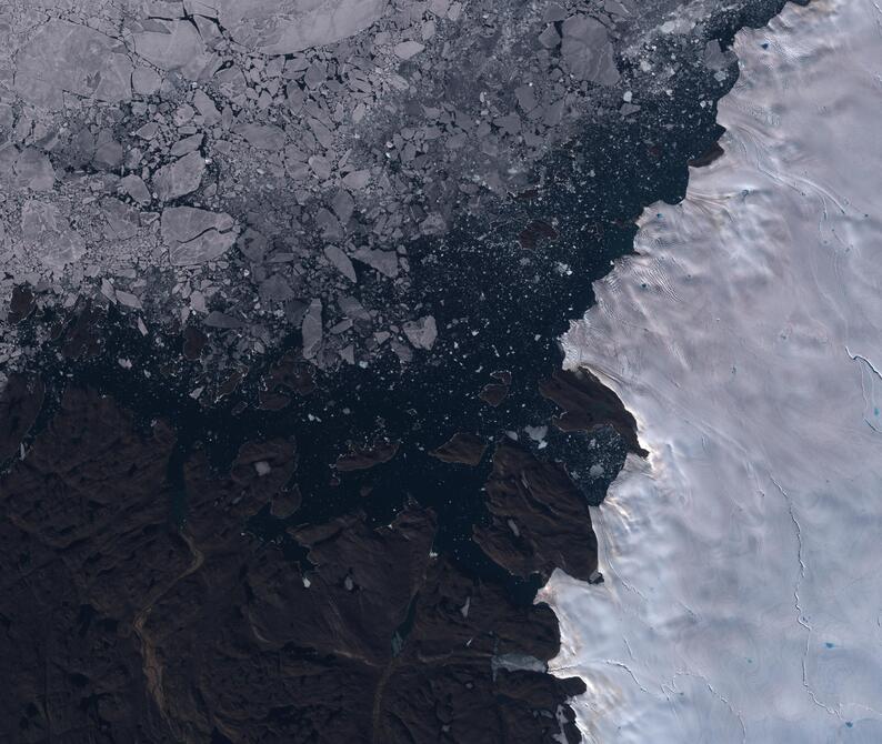 Aerial view of Humboldt Glacier - South