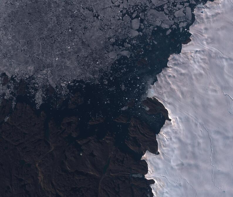 Aerial view of Humboldt Glacier - South