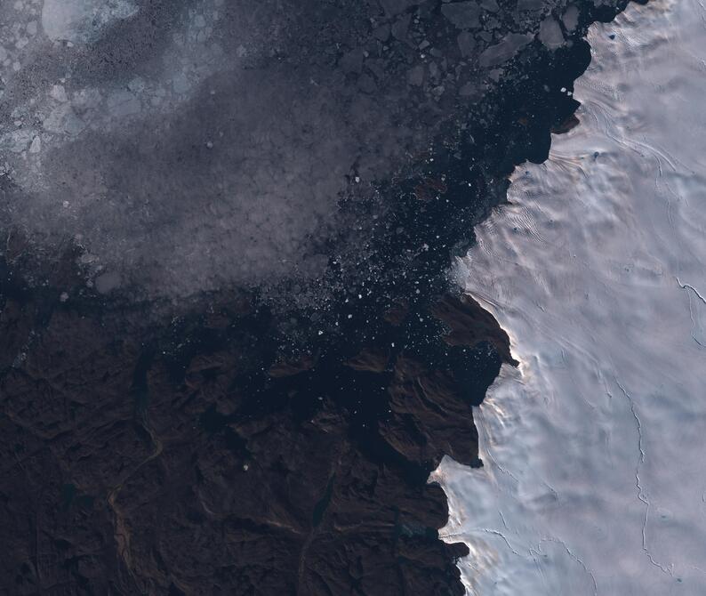 Aerial view of Humboldt Glacier - South