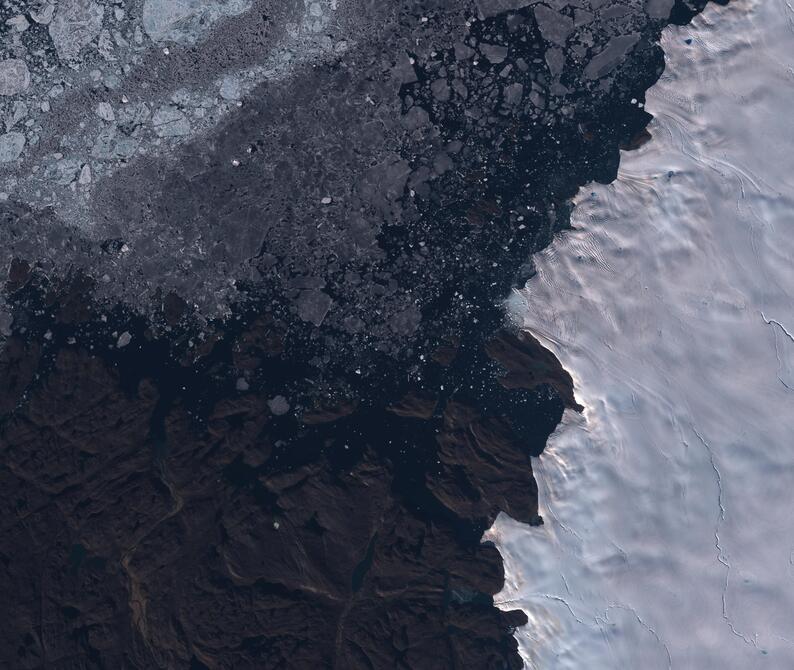 Aerial view of Humboldt Glacier - South