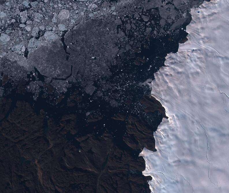 Aerial view of Humboldt Glacier - South