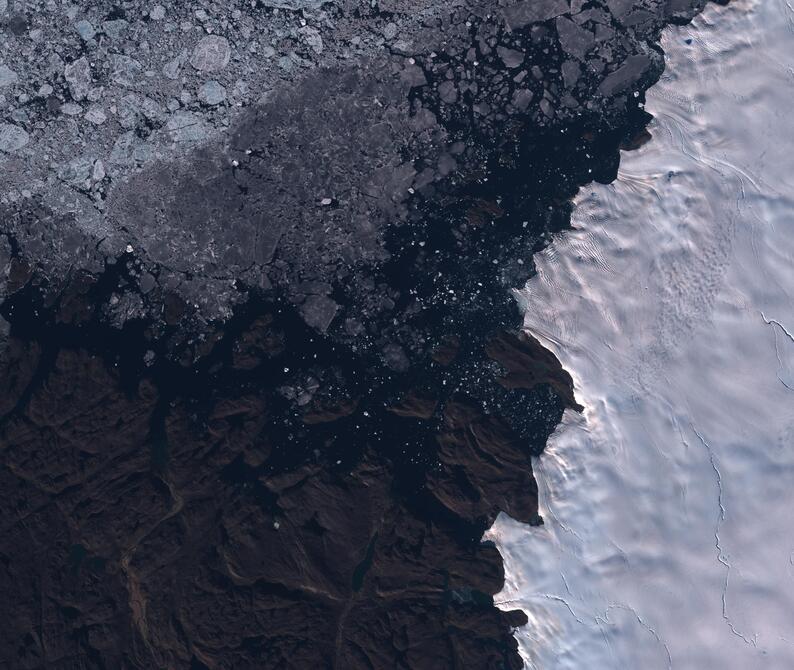 Aerial view of Humboldt Glacier - South