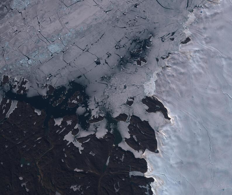 Aerial view of Humboldt Glacier - South