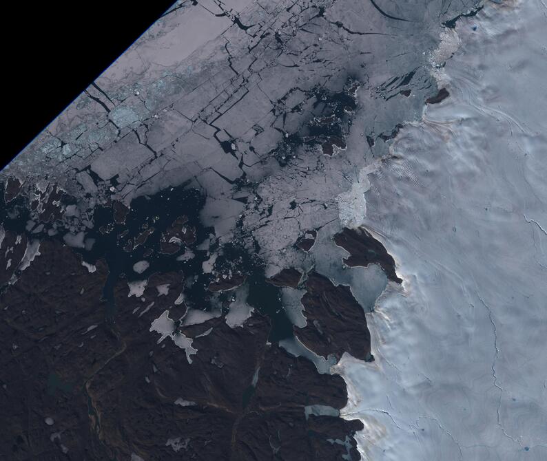 Aerial view of Humboldt Glacier - South