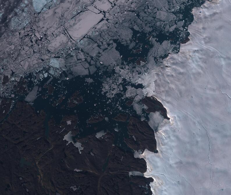 Aerial view of Humboldt Glacier - South