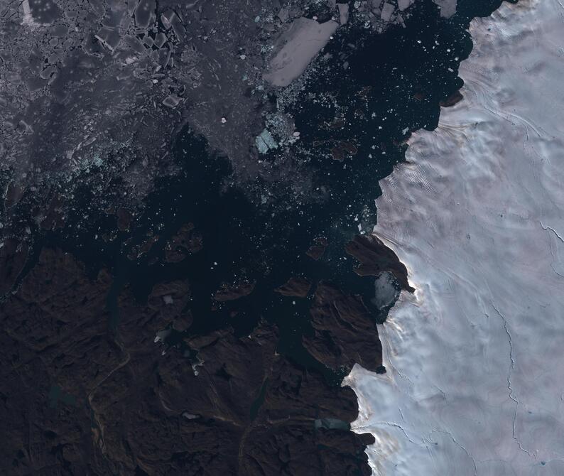 Aerial view of Humboldt Glacier - South