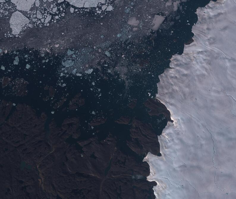 Aerial view of Humboldt Glacier - South