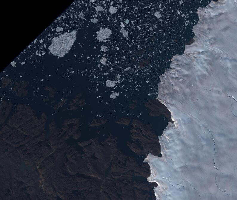 Aerial view of Humboldt Glacier - South