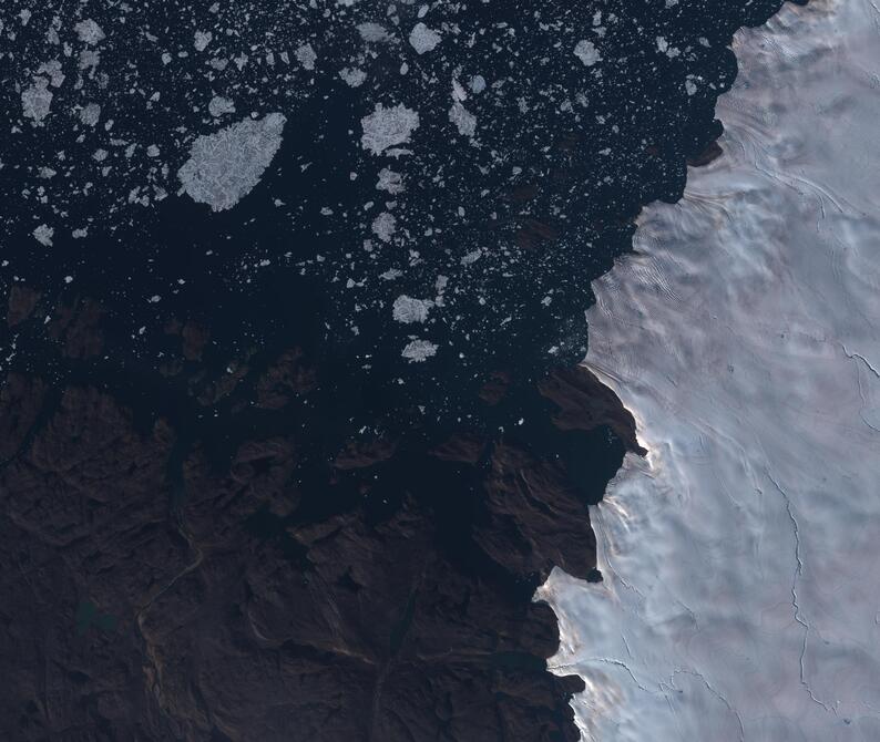 Aerial view of Humboldt Glacier - South