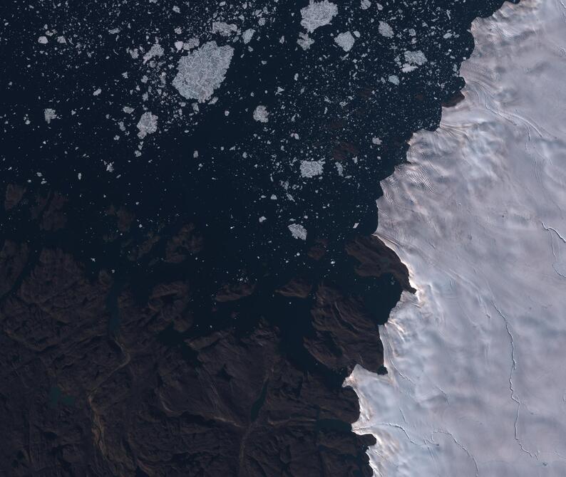 Aerial view of Humboldt Glacier - South