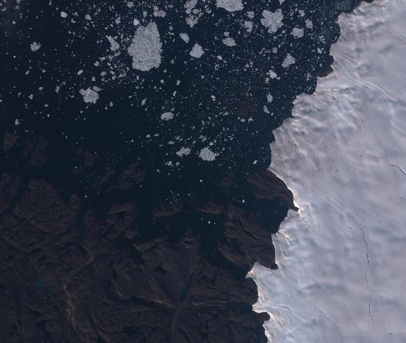 Aerial view of Humboldt Glacier - South