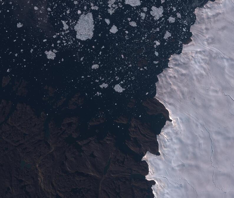 Aerial view of Humboldt Glacier - South