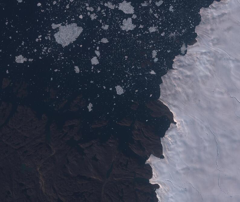 Aerial view of Humboldt Glacier - South