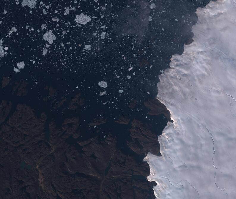 Aerial view of Humboldt Glacier - South