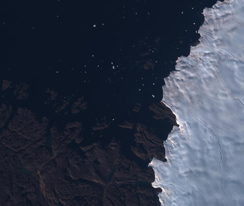 Aerial view of Humboldt Glacier - South