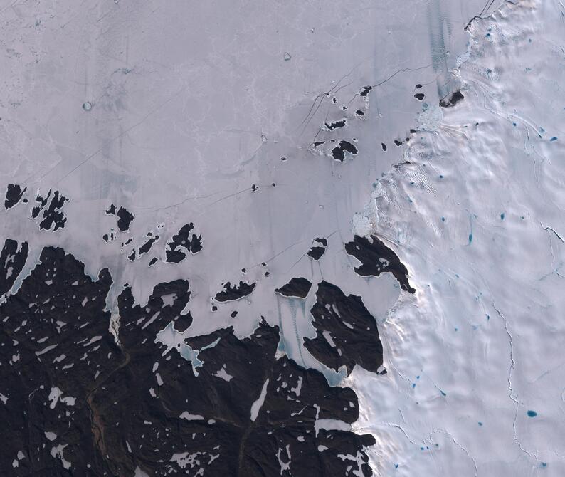 Aerial view of Humboldt Glacier - South