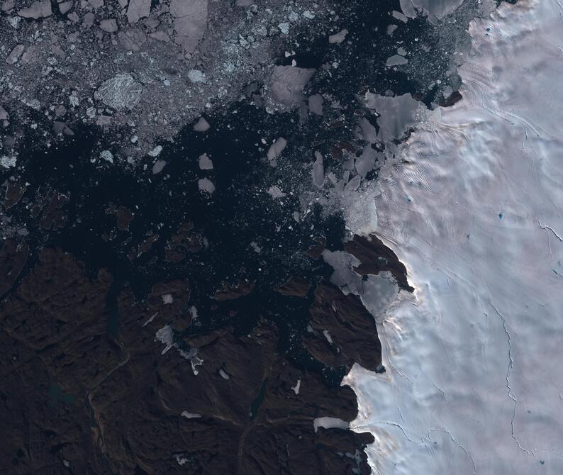 Aerial view of Humboldt Glacier - South