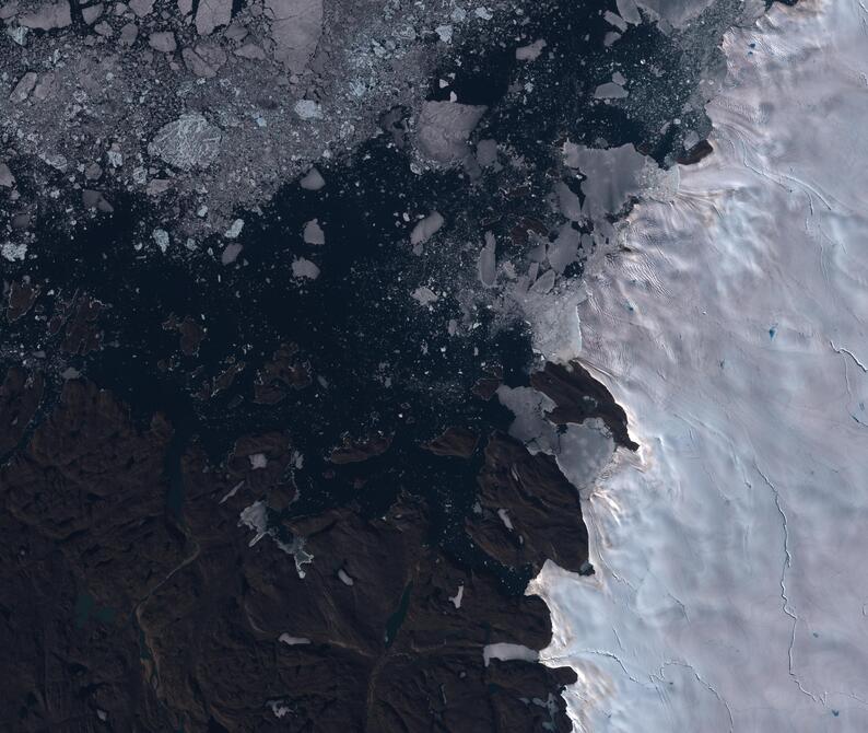 Aerial view of Humboldt Glacier - South