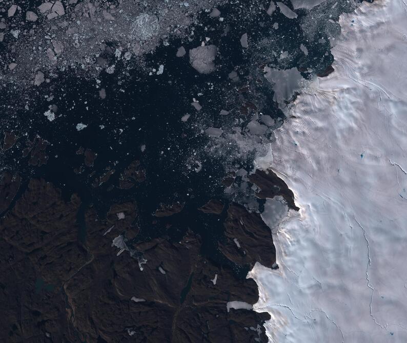 Aerial view of Humboldt Glacier - South