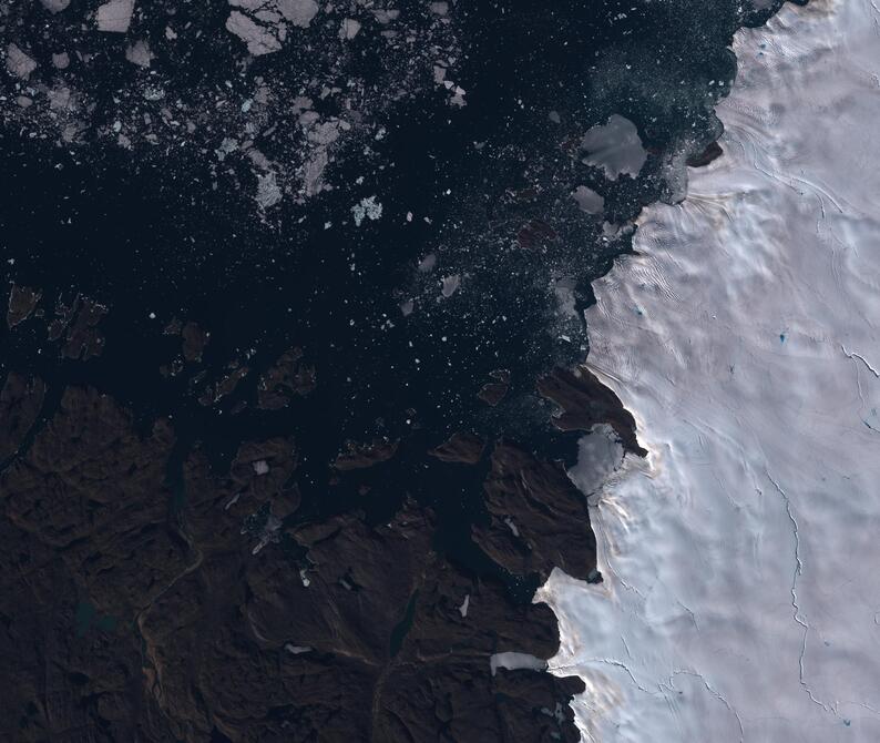 Aerial view of Humboldt Glacier - South