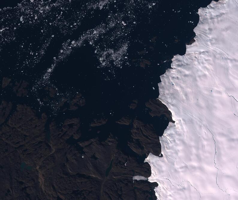 Aerial view of Humboldt Glacier - South