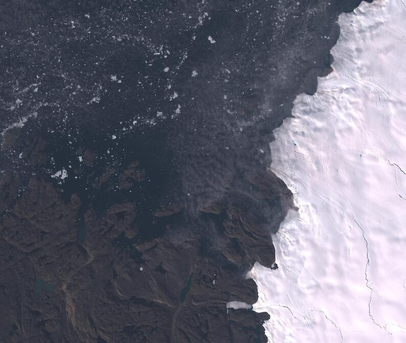 Aerial view of Humboldt Glacier - South