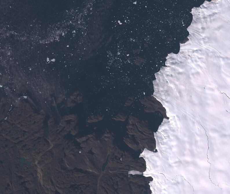 Aerial view of Humboldt Glacier - South