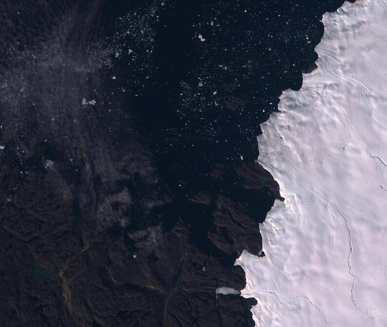 Aerial view of Humboldt Glacier - South