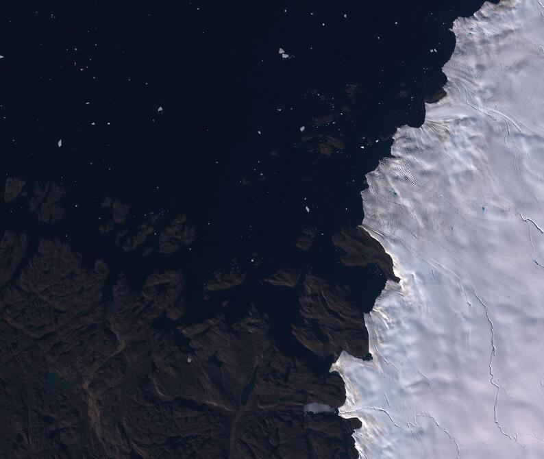 Aerial view of Humboldt Glacier - South