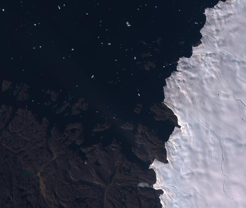 Aerial view of Humboldt Glacier - South