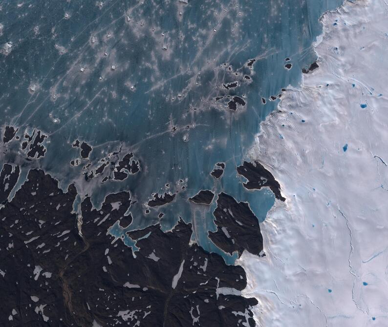 Aerial view of Humboldt Glacier - South