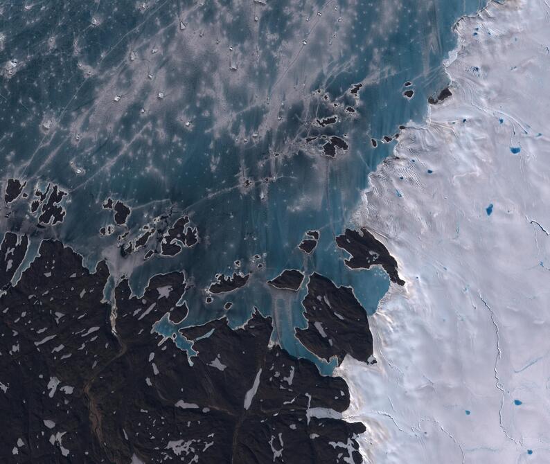 Aerial view of Humboldt Glacier - South