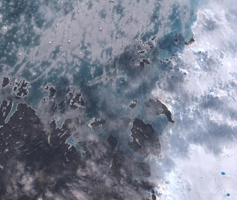 Aerial view of Humboldt Glacier - South