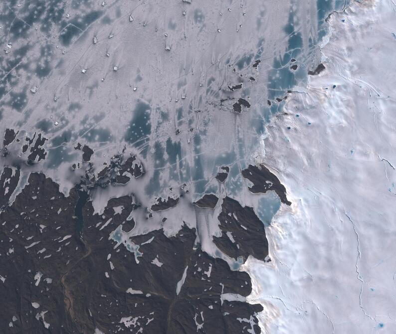 Aerial view of Humboldt Glacier - South