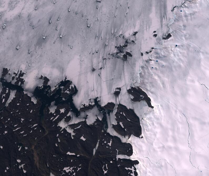 Aerial view of Humboldt Glacier - South