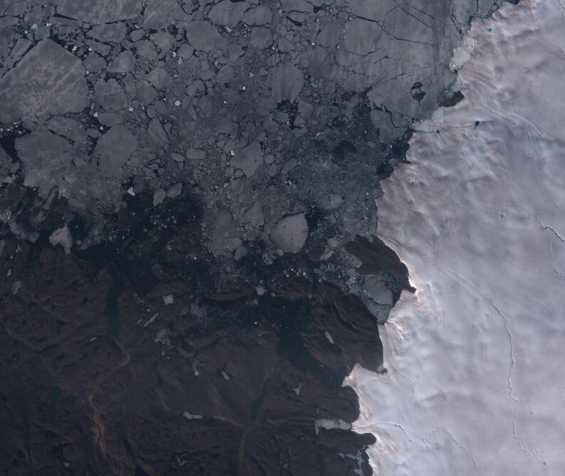 Aerial view of Humboldt Glacier - South