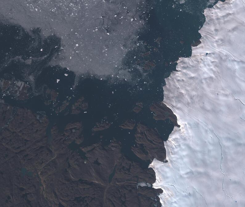 Aerial view of Humboldt Glacier - South