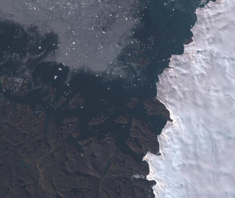 Aerial view of Humboldt Glacier - South