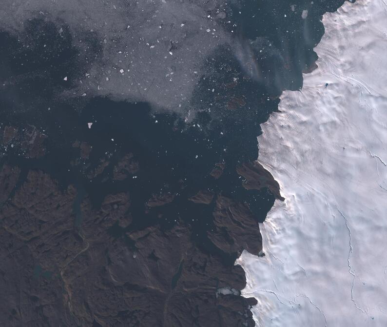 Aerial view of Humboldt Glacier - South