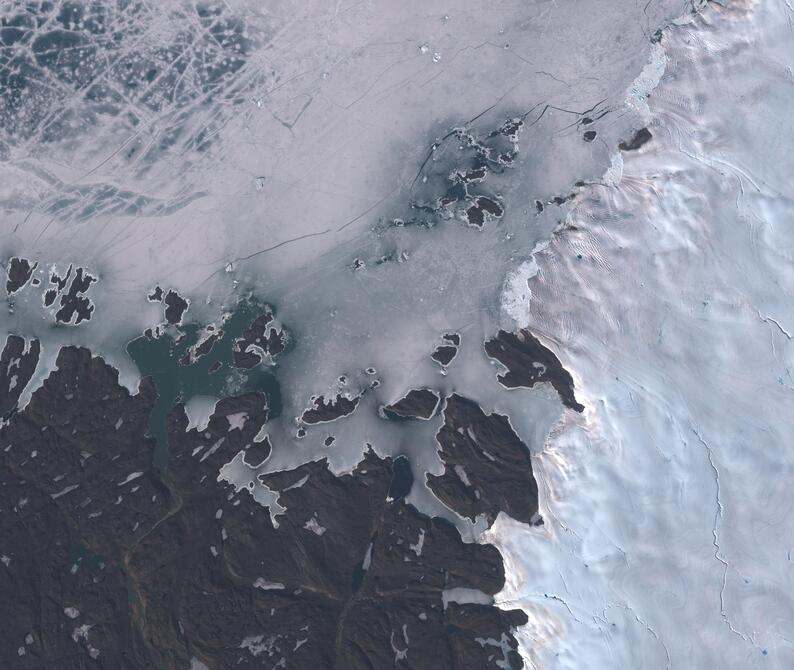 Aerial view of Humboldt Glacier - South