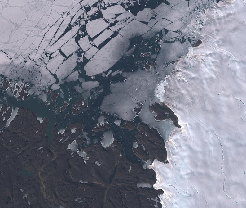 Aerial view of Humboldt Glacier - South