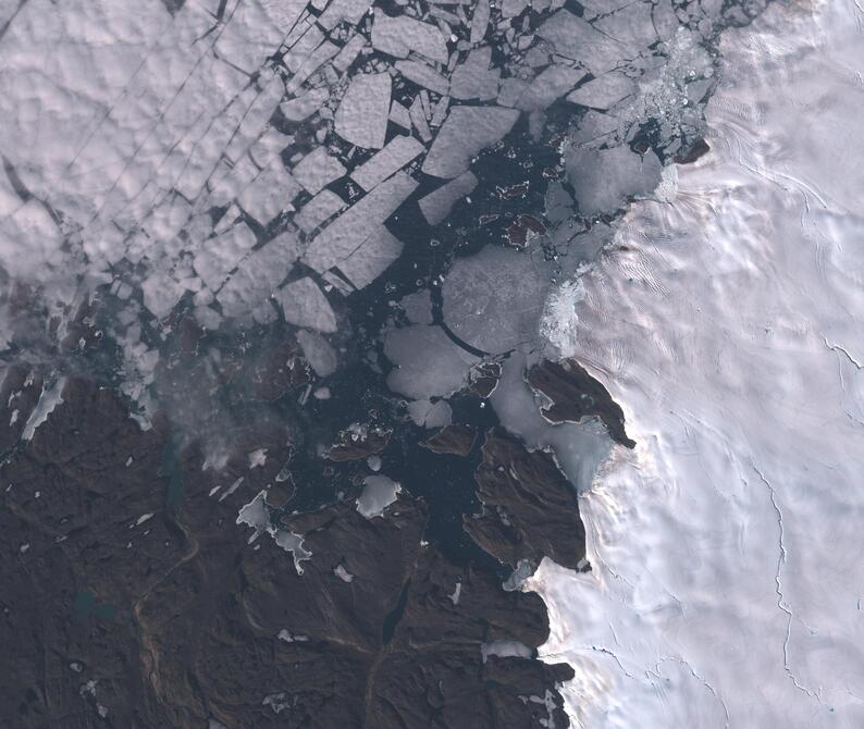 Aerial view of Humboldt Glacier - South