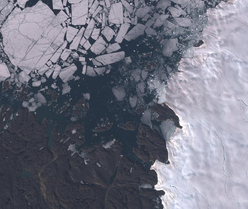 Aerial view of Humboldt Glacier - South