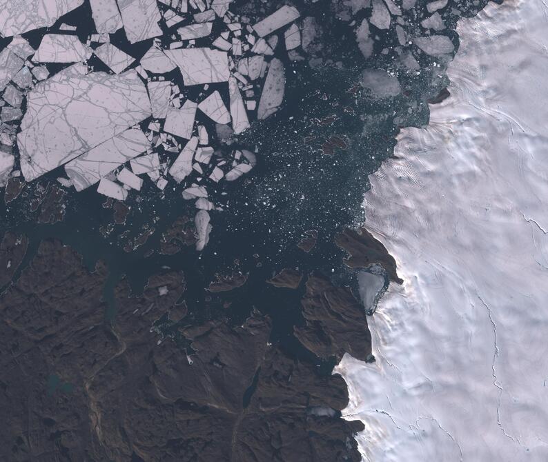 Aerial view of Humboldt Glacier - South