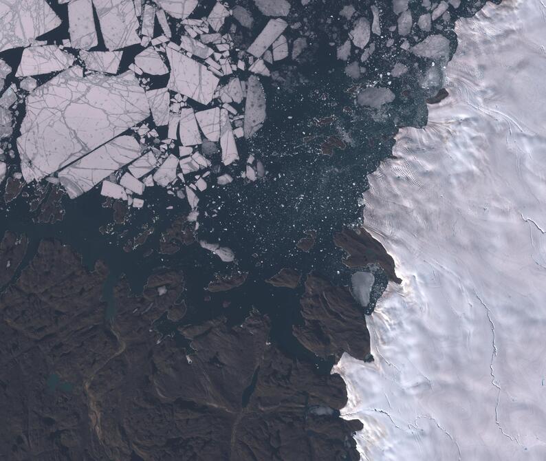 Aerial view of Humboldt Glacier - South