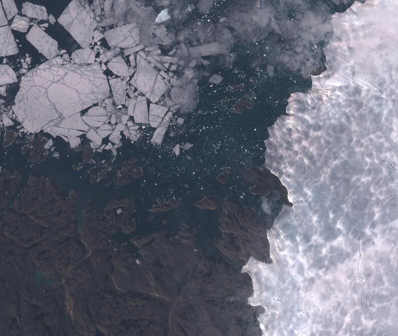 Aerial view of Humboldt Glacier - South