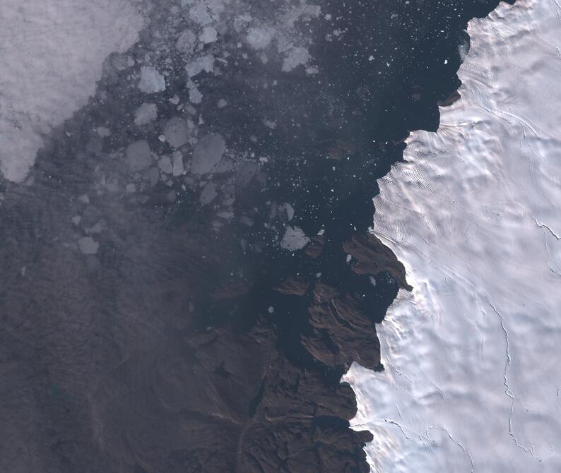 Aerial view of Humboldt Glacier - South