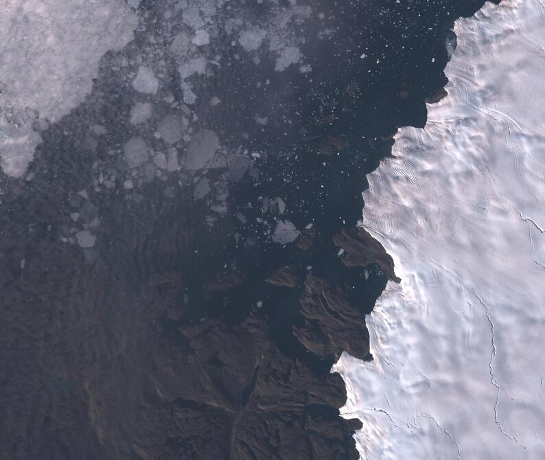 Aerial view of Humboldt Glacier - South